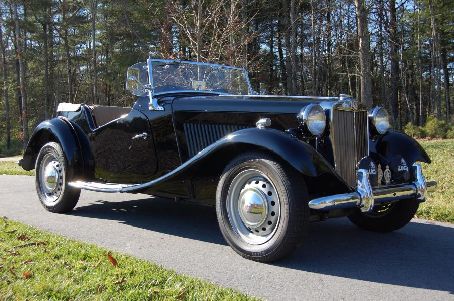  MG TD Roadster 1952 года  (фото 1 из 4)